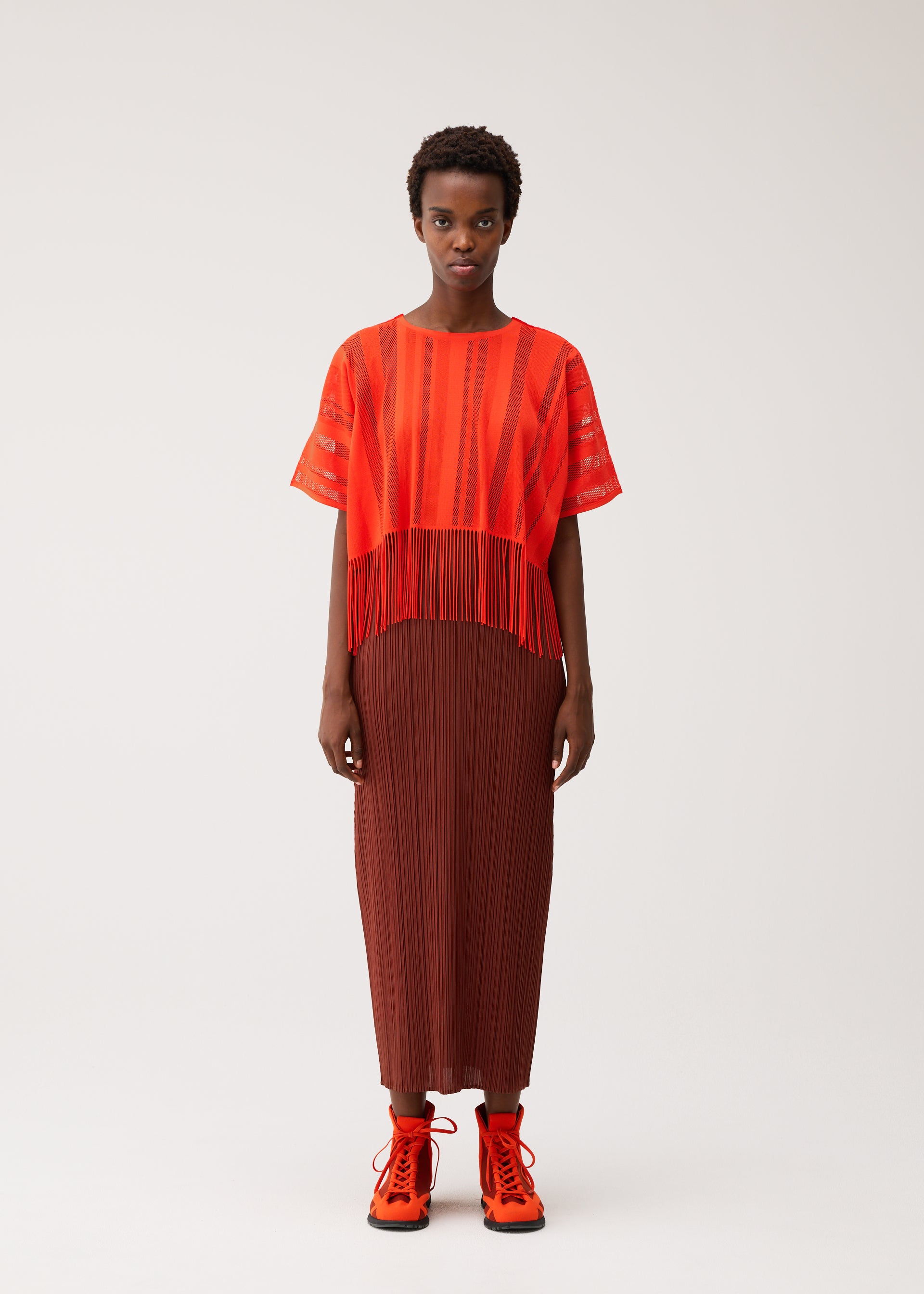 A-POC LACE – isseymiyake.com