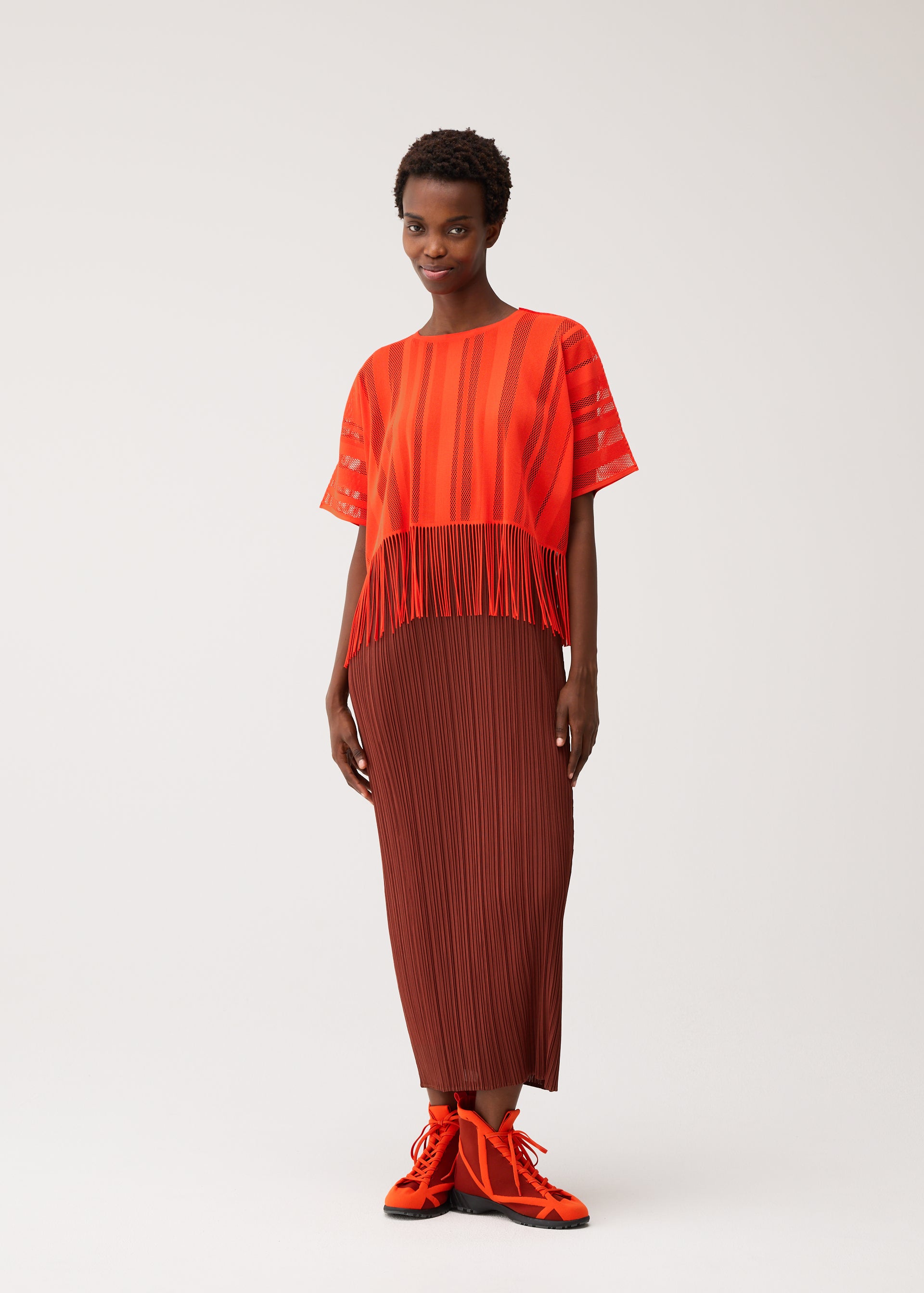 A-POC LACE – isseymiyake.com