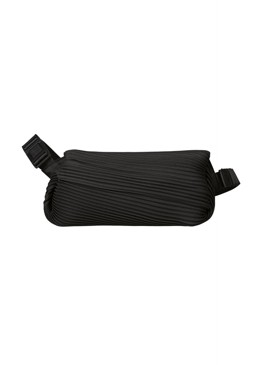 BIAS PLEATS WAIST BAG、バッグ&財布、ブラック