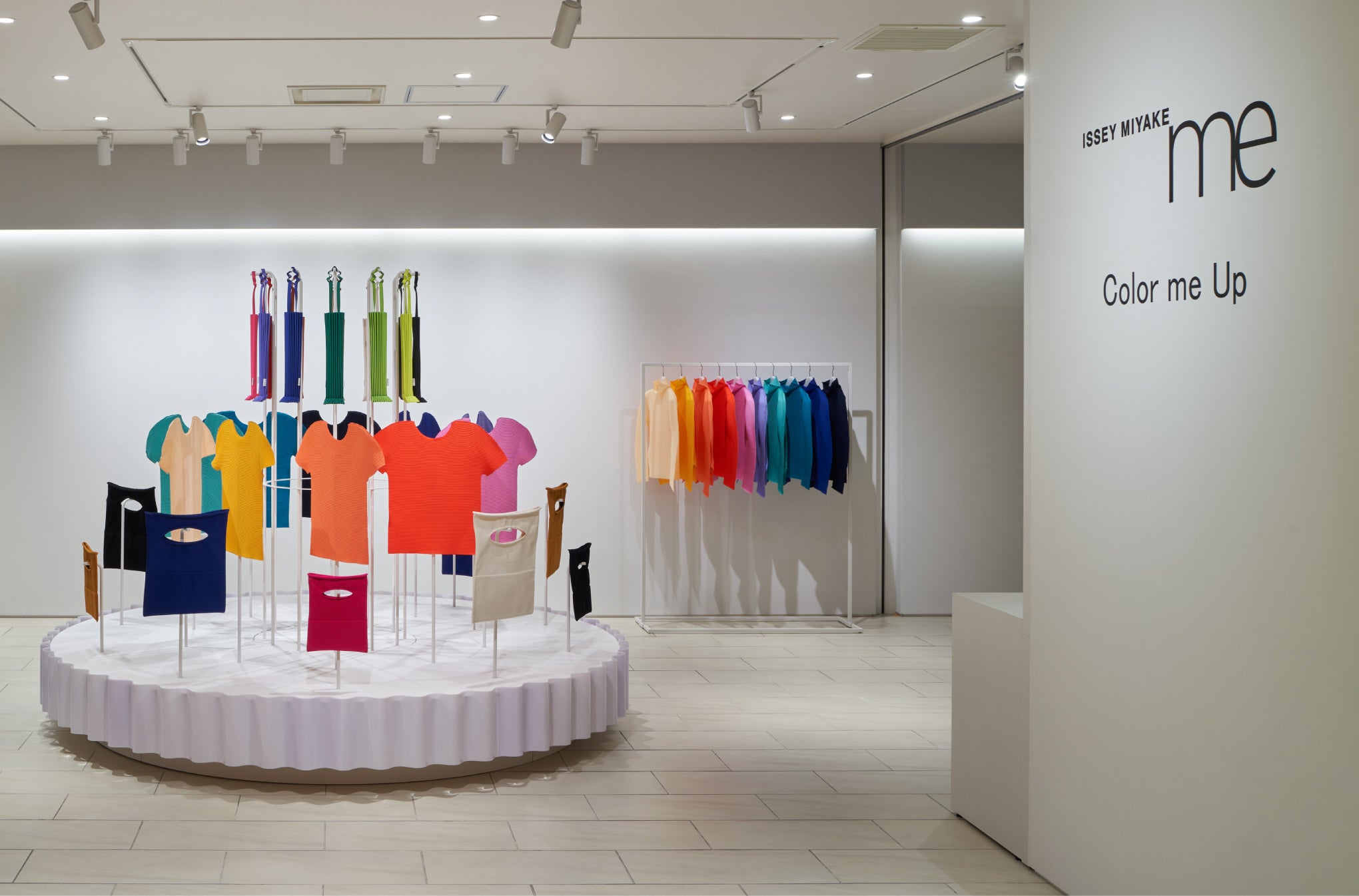 ISSEY MIYAKE SHINJUKU | SHIKAKU – isseymiyake.com