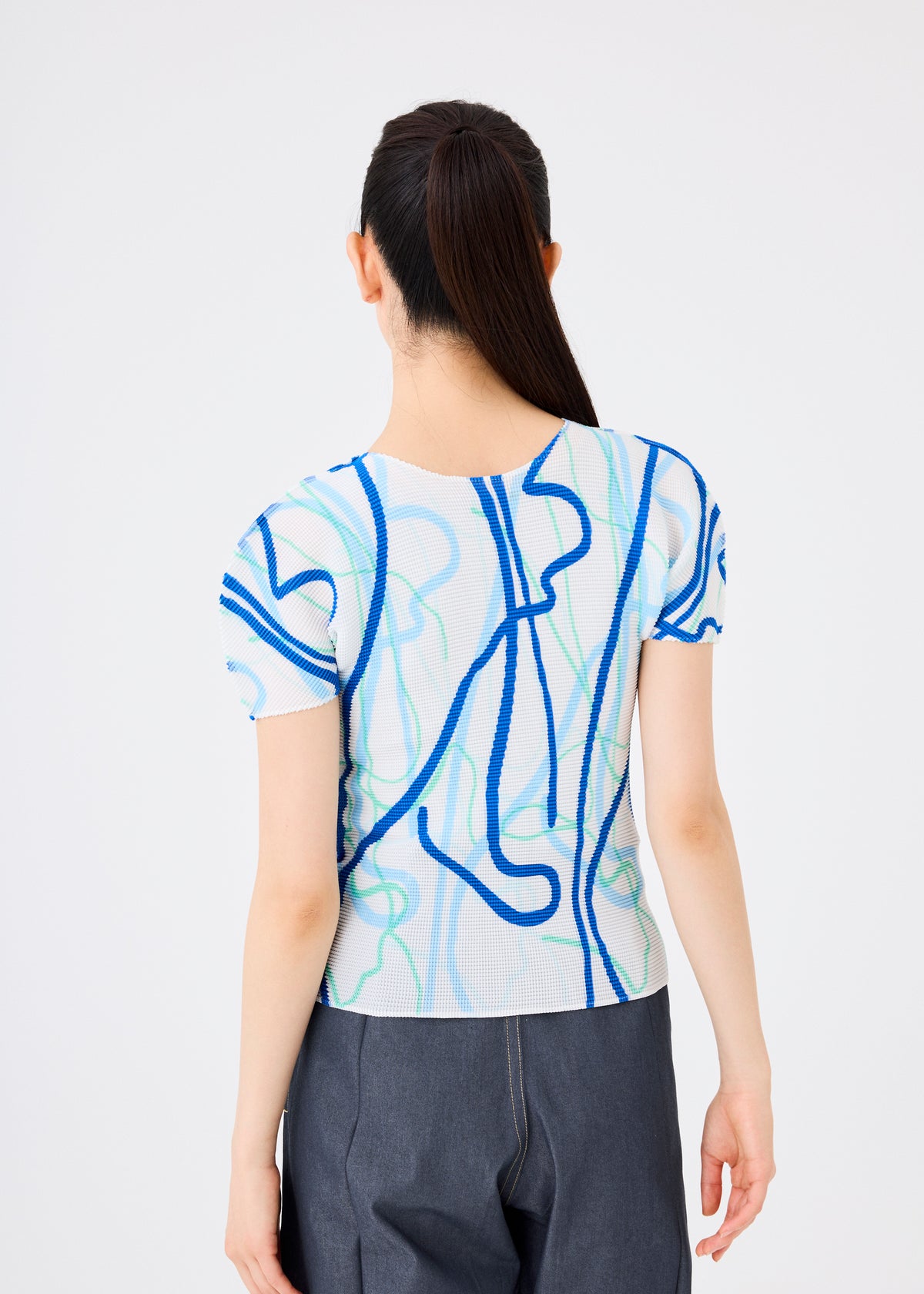 HOWAN、ウィメンズ_トップス_トップ、着用画像2
