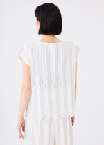 LACE PLEATS、ウィメンズ_トップス_トップ、着用画像2