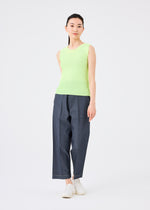 STRETCH PLEATS 1、ウィメンズ_トップス_トップ、着用画像3
