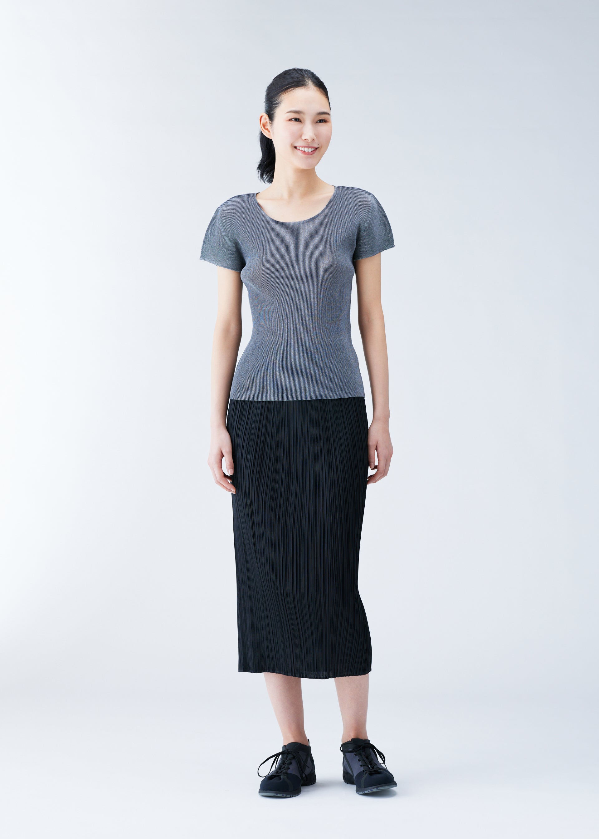 PLEATS PLEASE ISSEY MIYAKE – isseymiyake.com