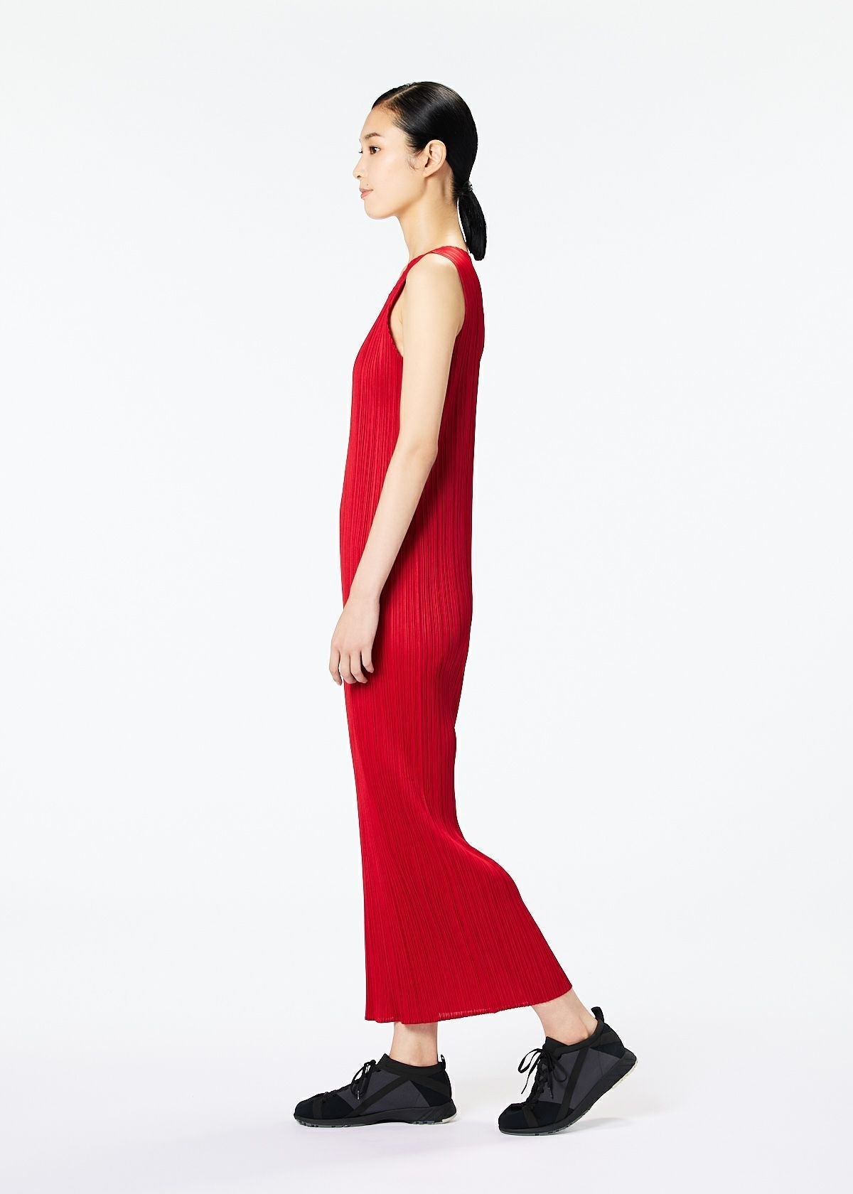 NEW COLORFUL BASICS 3 – isseymiyake.com
