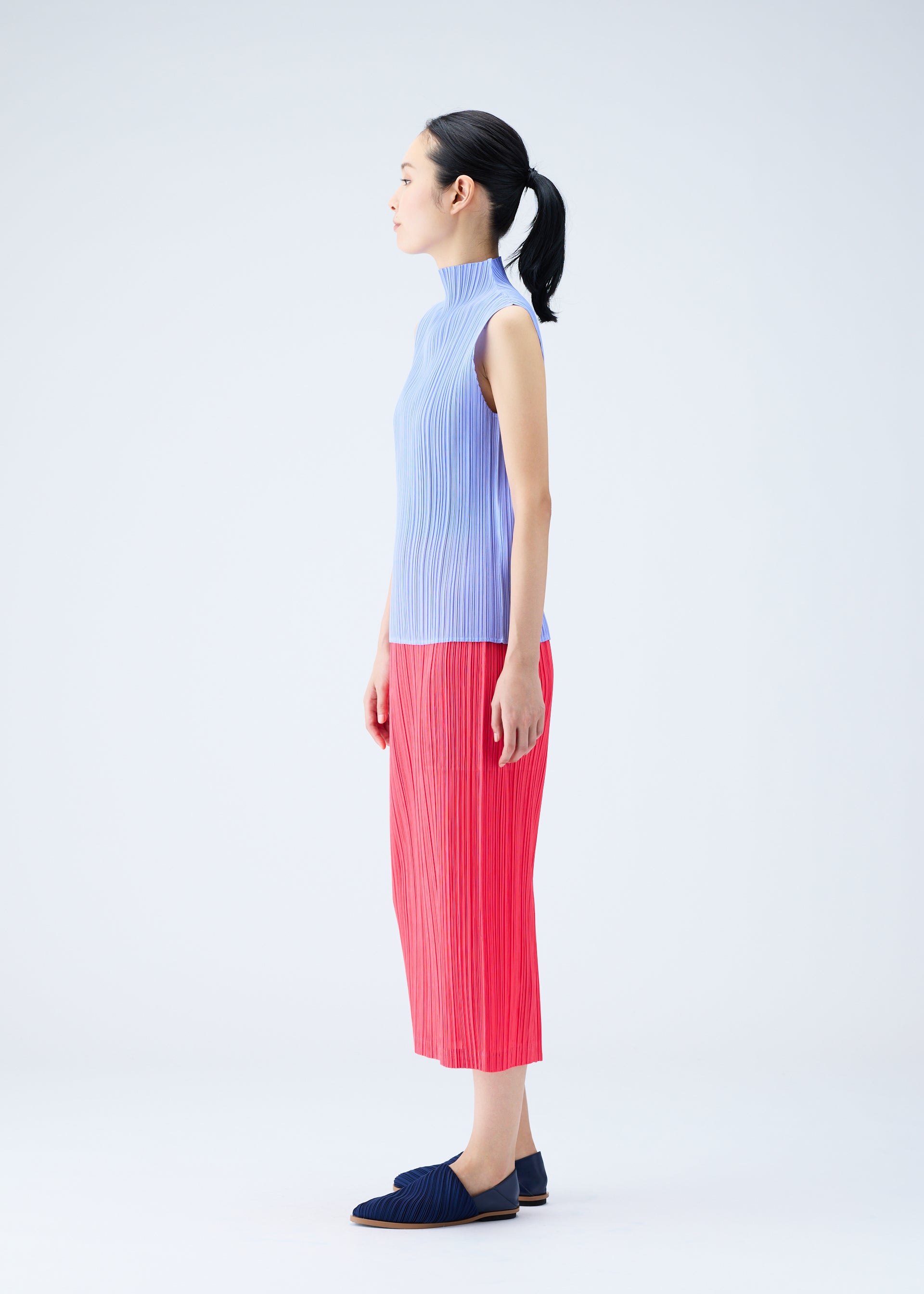 THICKER BOTTOMS 1 – isseymiyake.com